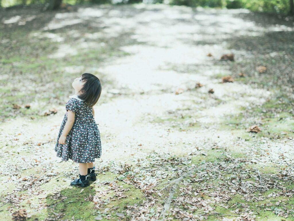 栃木県中央公園ロケ、2歳バースデーフォト、ふうかちゃん！見上げ