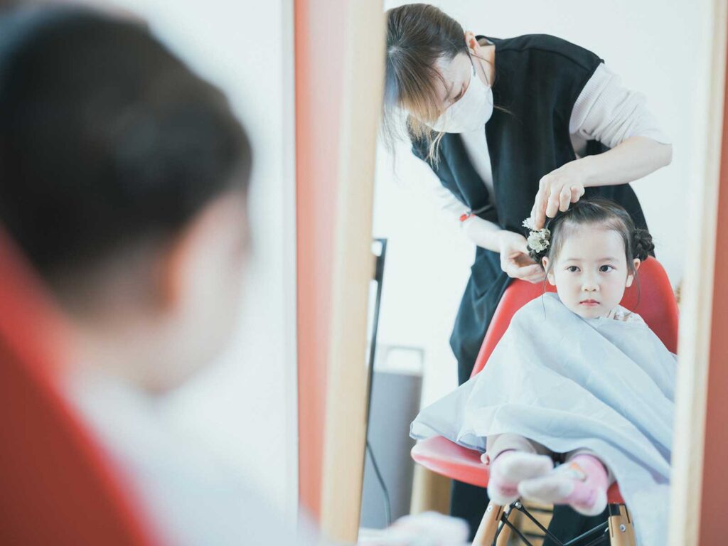 栃木県宇都宮市のフォトスタジオ、3歳七五三、れいちゃん！ヘアセット、ドライフラワーの髪飾り