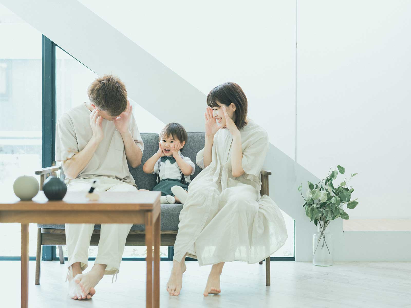 栃木県宇都宮市のフォトスタジオ、2歳バースデーフォト、よりくん！家族写真、可愛い