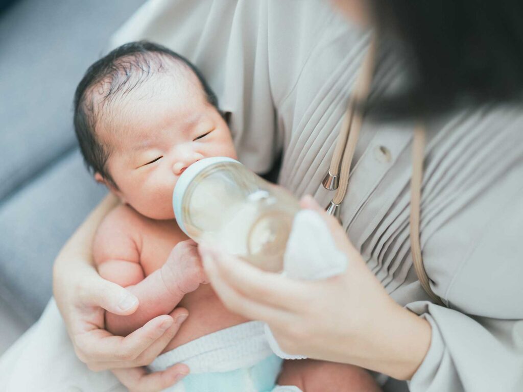 栃木県宇都宮市のフォトスタジオ、ニューボーンフォト、さなちゃん！ミルク