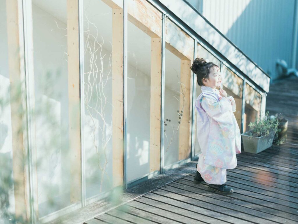 栃木県宇都宮市のフォトスタジオ、3歳七五三、みゆちゃん！屋外