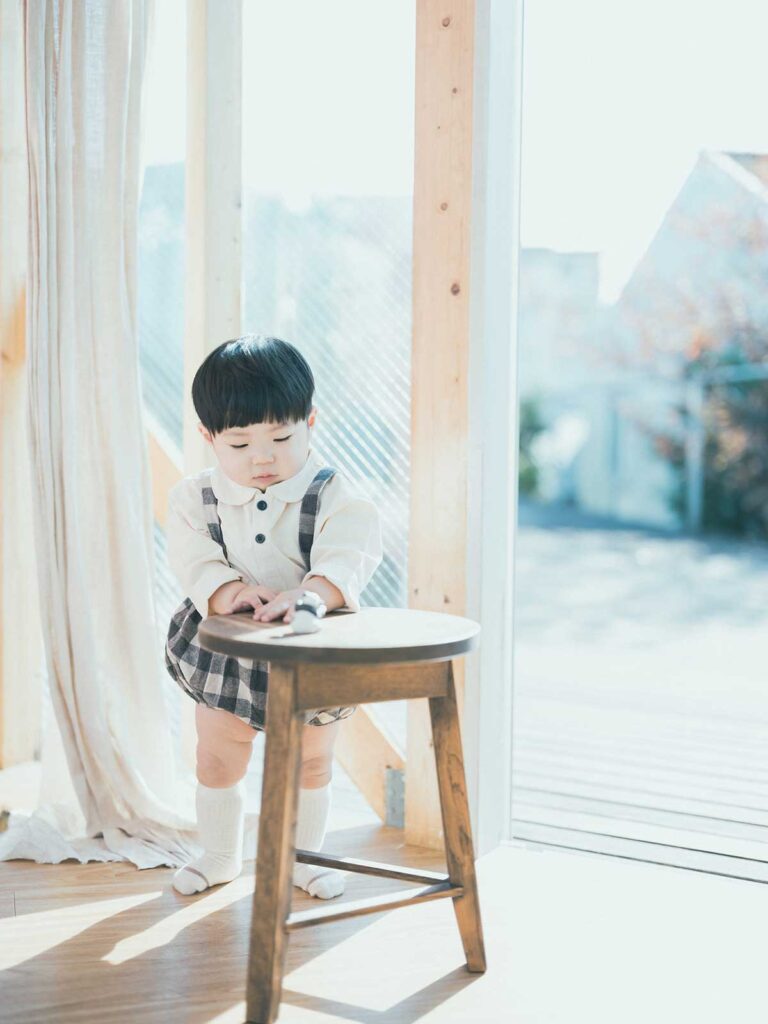 1歳バースデー、しゅうとくん！つかまり立ち