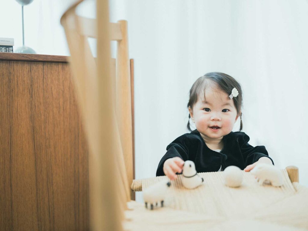 1歳バースデー、みつきちゃん！つかまり立ち