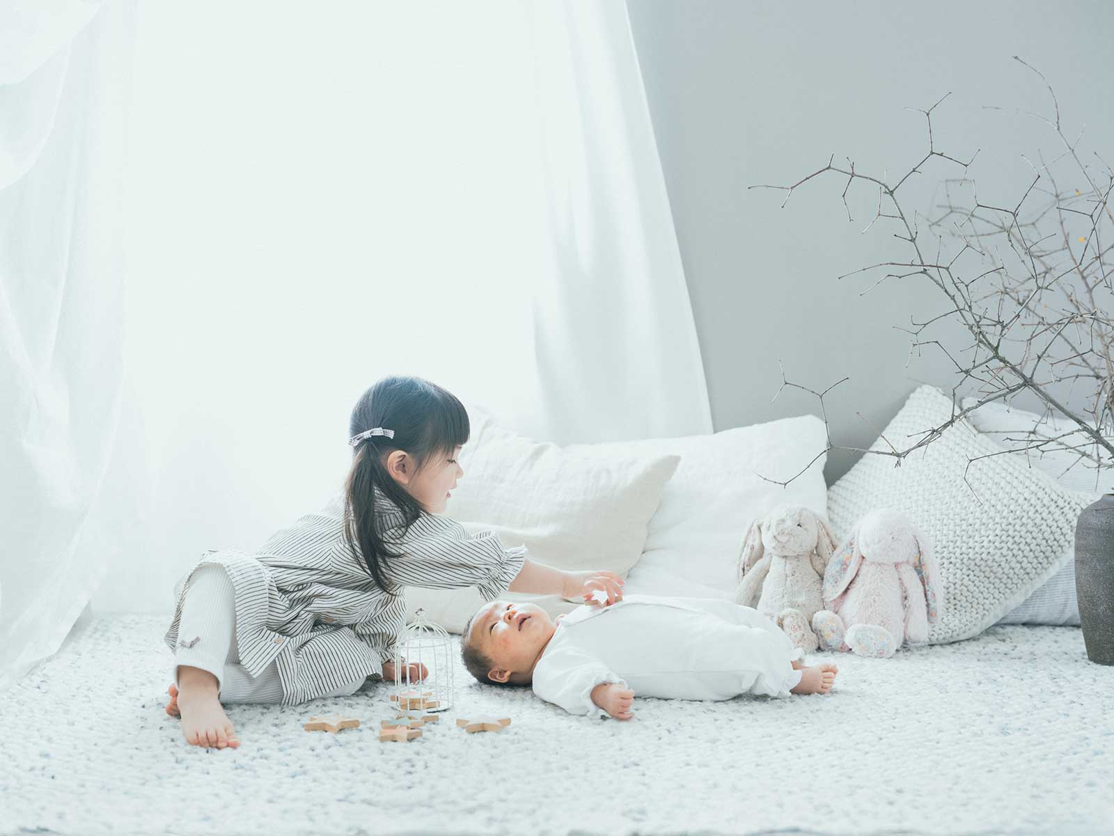 バースデーフォト、ゆうなちゃん！ベビーフォト、れいなちゃん！姉妹写真