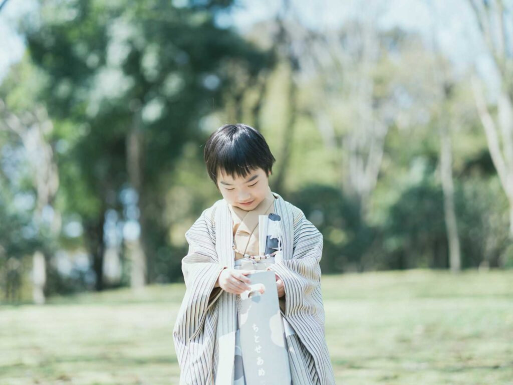 栃木県中央公園、5歳七五三ロケーション撮影、さくくん！飴