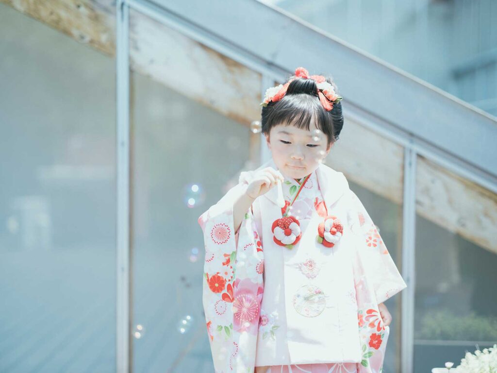 3歳七五三、なみちゃん！シャボン玉