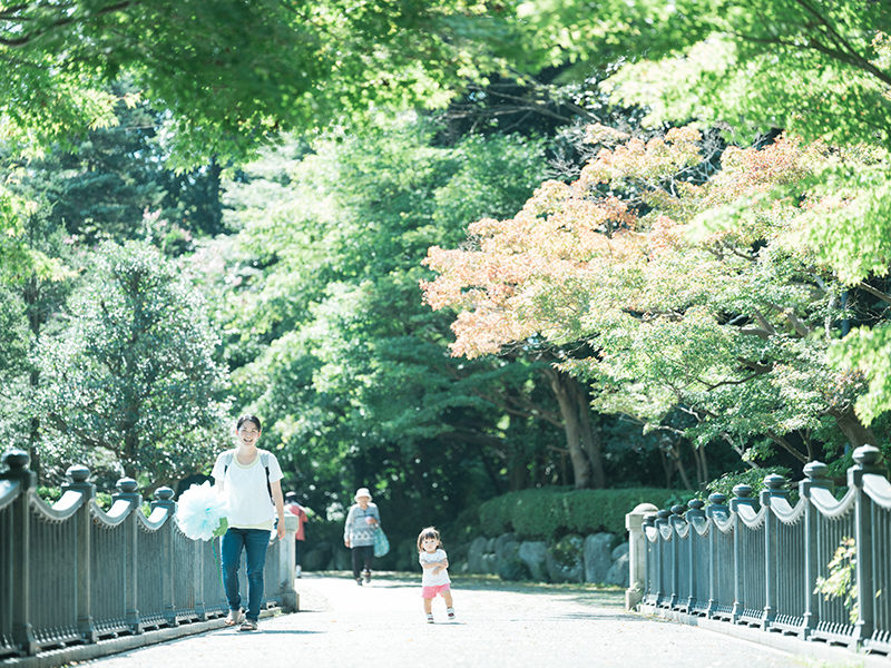 1歳バースデーフォト、はるちゃん！栃木県中央公園ロケ撮影。家族写真